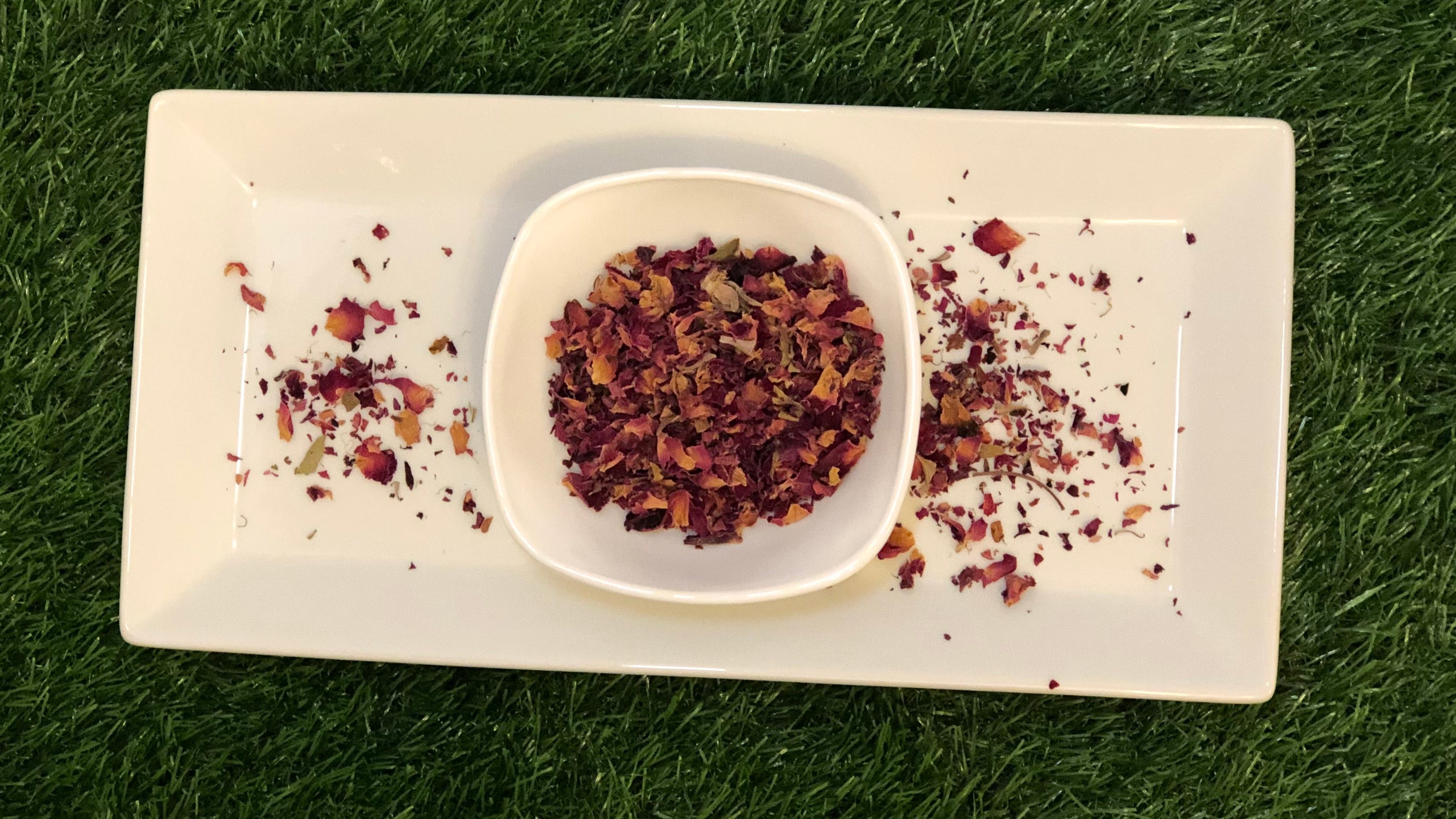 Rose Buds & Petals